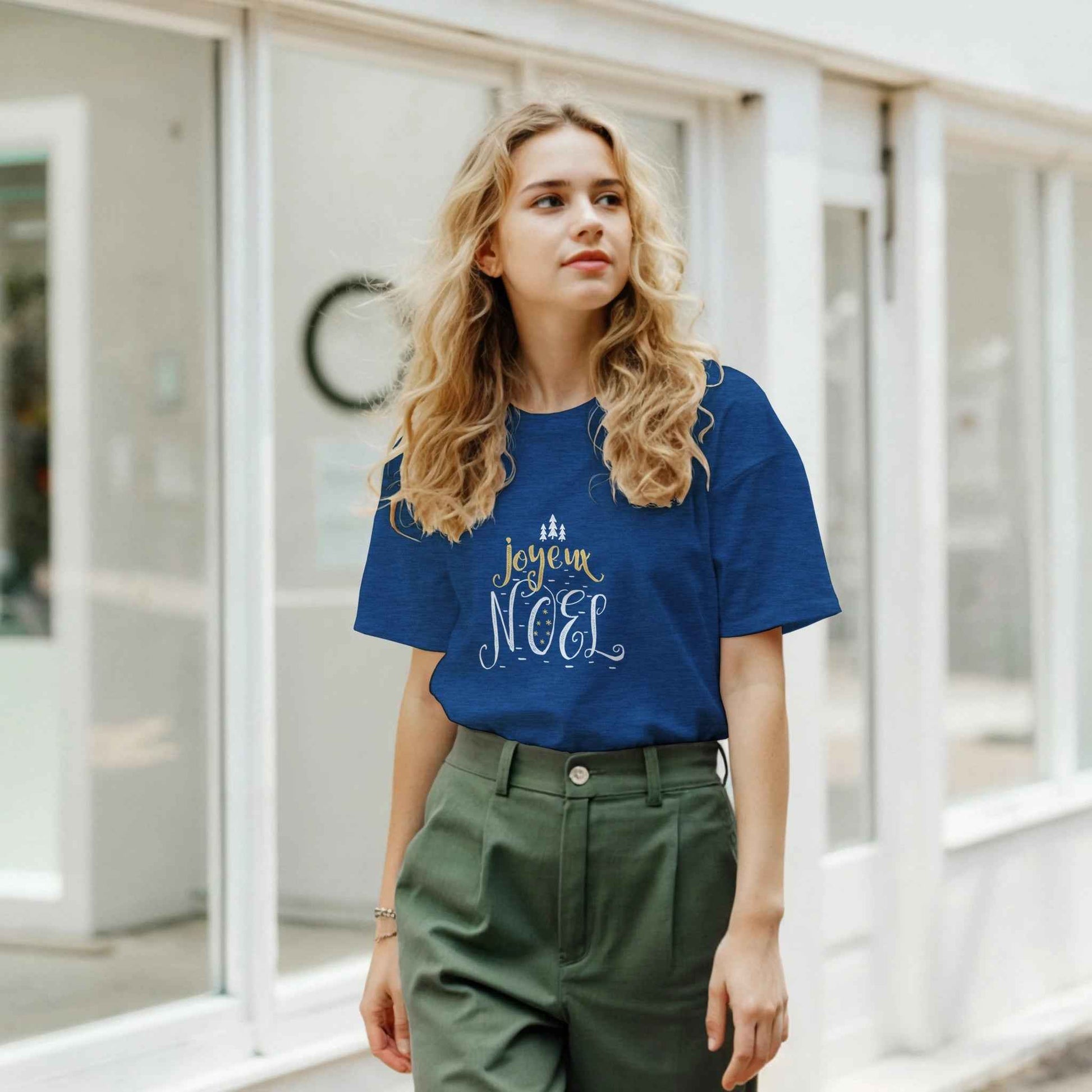Joyeux Noël Script Tee – Festive French Holiday Graphic T-Shirt in Multiple Colors