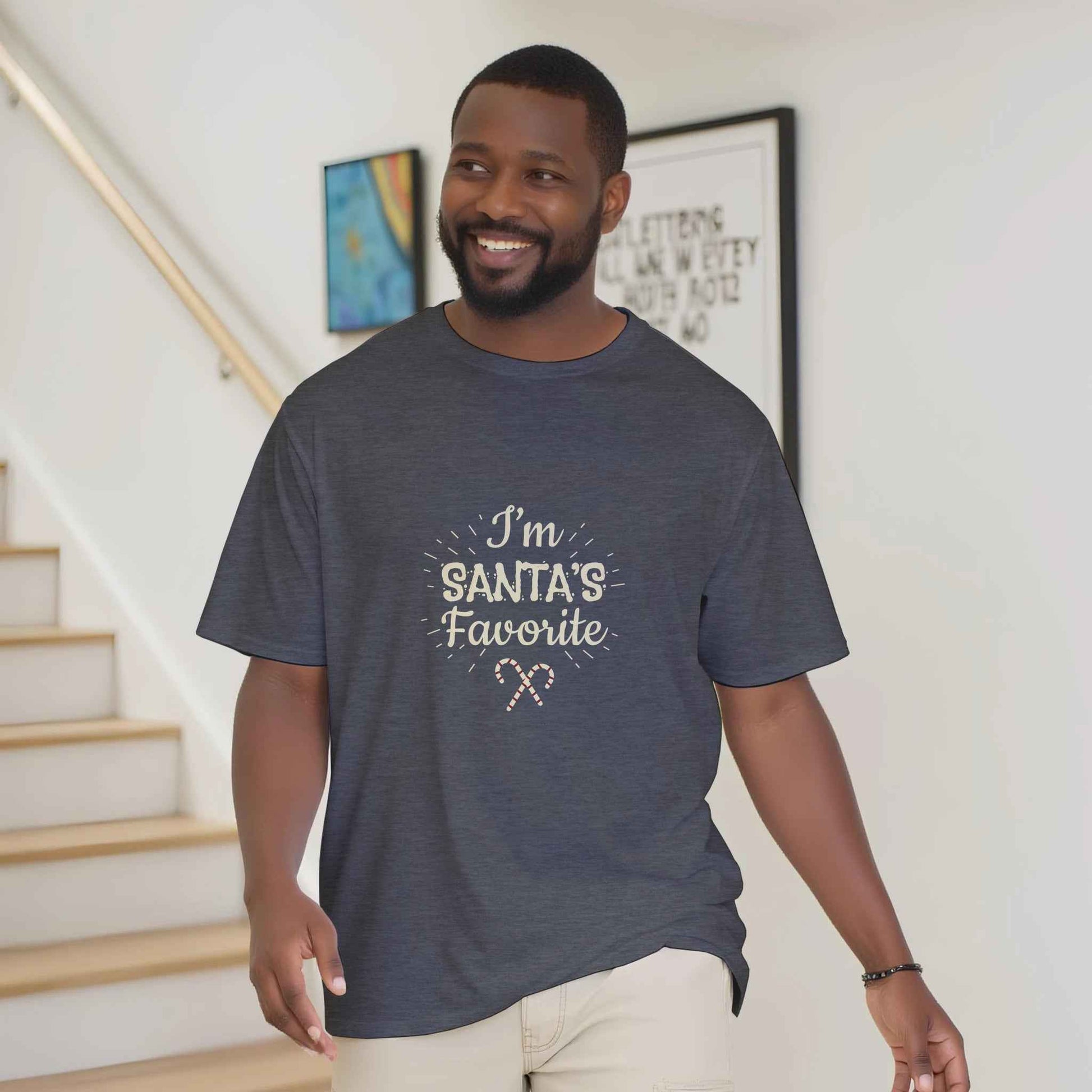 I'm Santa's Favorite Christmas Shirt – Festive Holiday Graphic Tee
