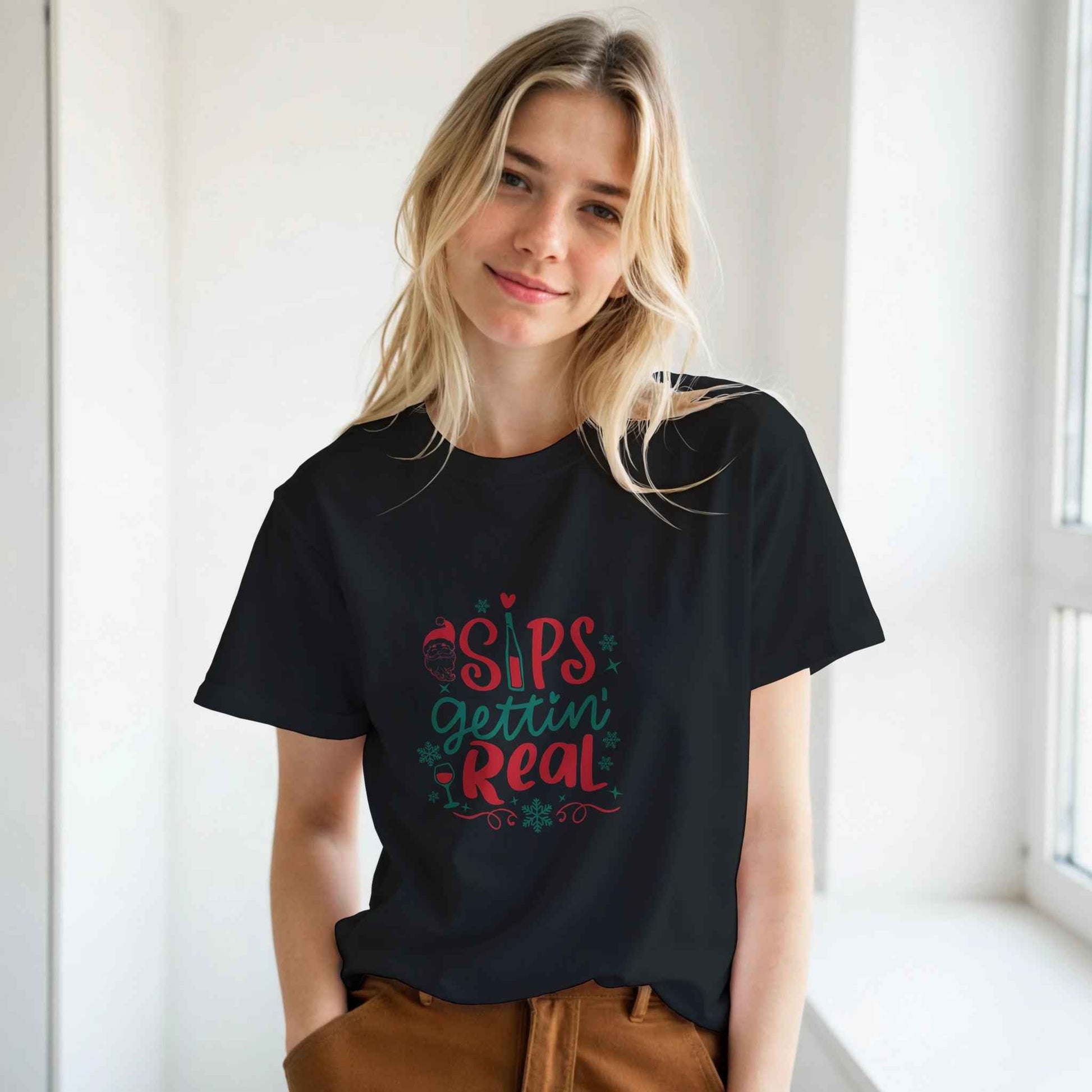 "Sips Gettin' Real" Christmas Shirt – Festive Holiday Graphic Tee with Santa & Wine Design