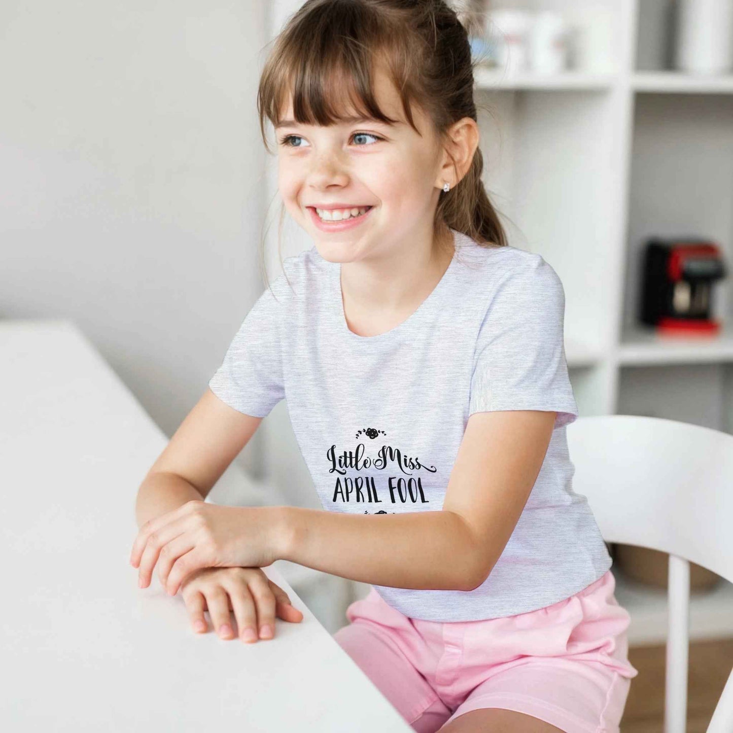 Abstract Waves Kids T-Shirt – Dynamic Geometric Design