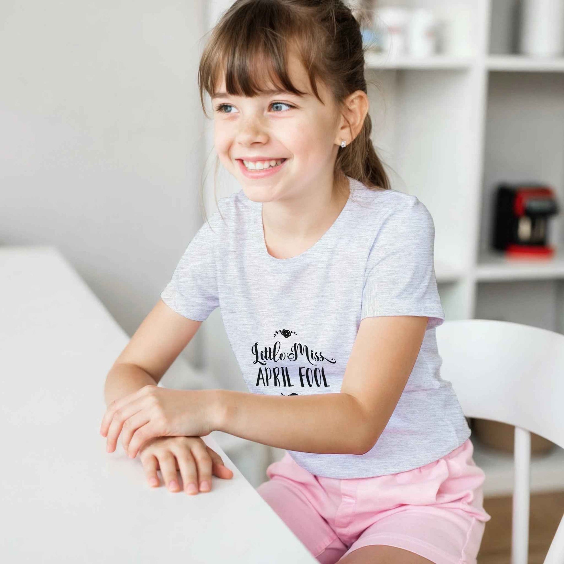 Abstract Waves Kids T-Shirt – Dynamic Geometric Design