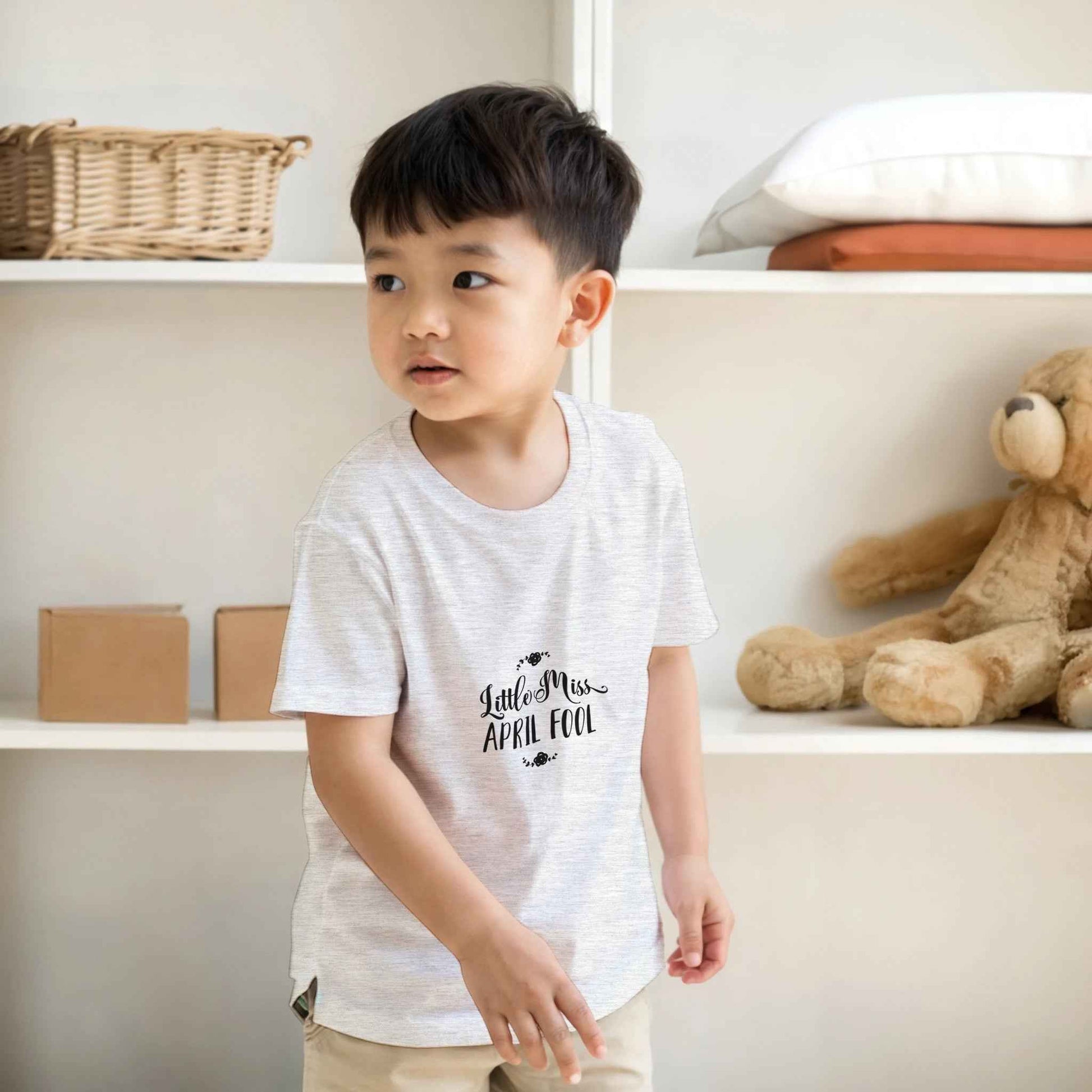 Abstract Waves Kids T-Shirt – Dynamic Geometric Design