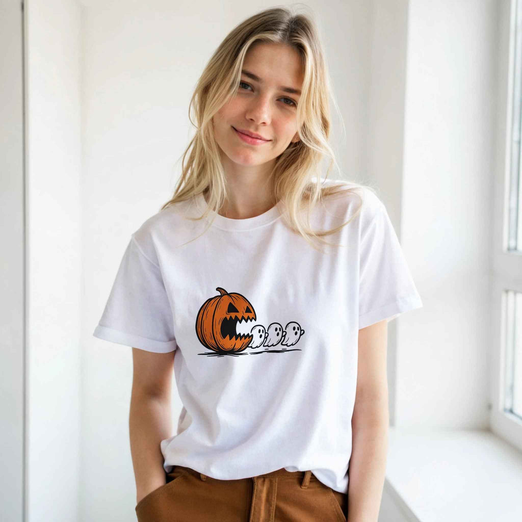 Chomped by the Pumpkin – Funny Halloween Ghost Chase T-Shirt