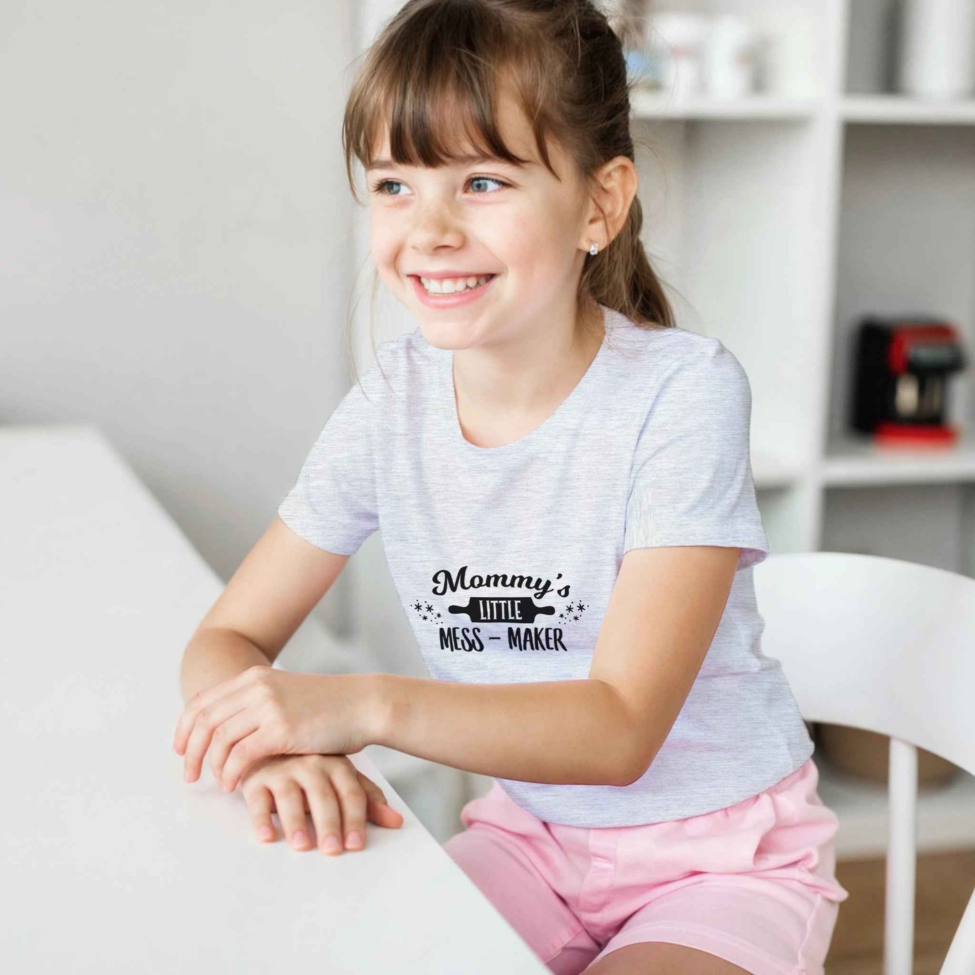 Abstract Waves Kids T-Shirt – Dynamic Motion Design in Vibrant Hues